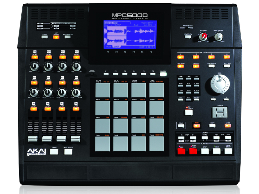 MPC5000: With 64 sample tracks and 12 Q-link controllers
